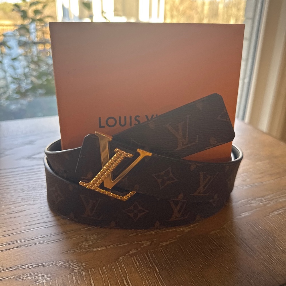 Louis Vuitton men’s belt